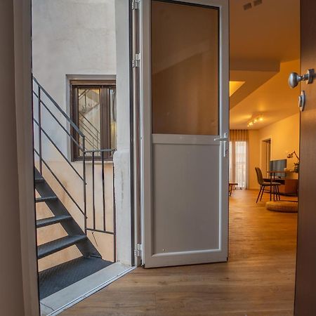Live Life Plaka Apartment เอเธนส์ ภายนอก รูปภาพ