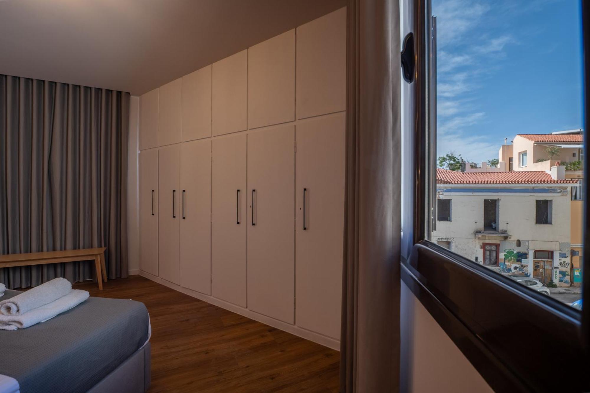 Live Life Plaka Apartment เอเธนส์ ภายนอก รูปภาพ