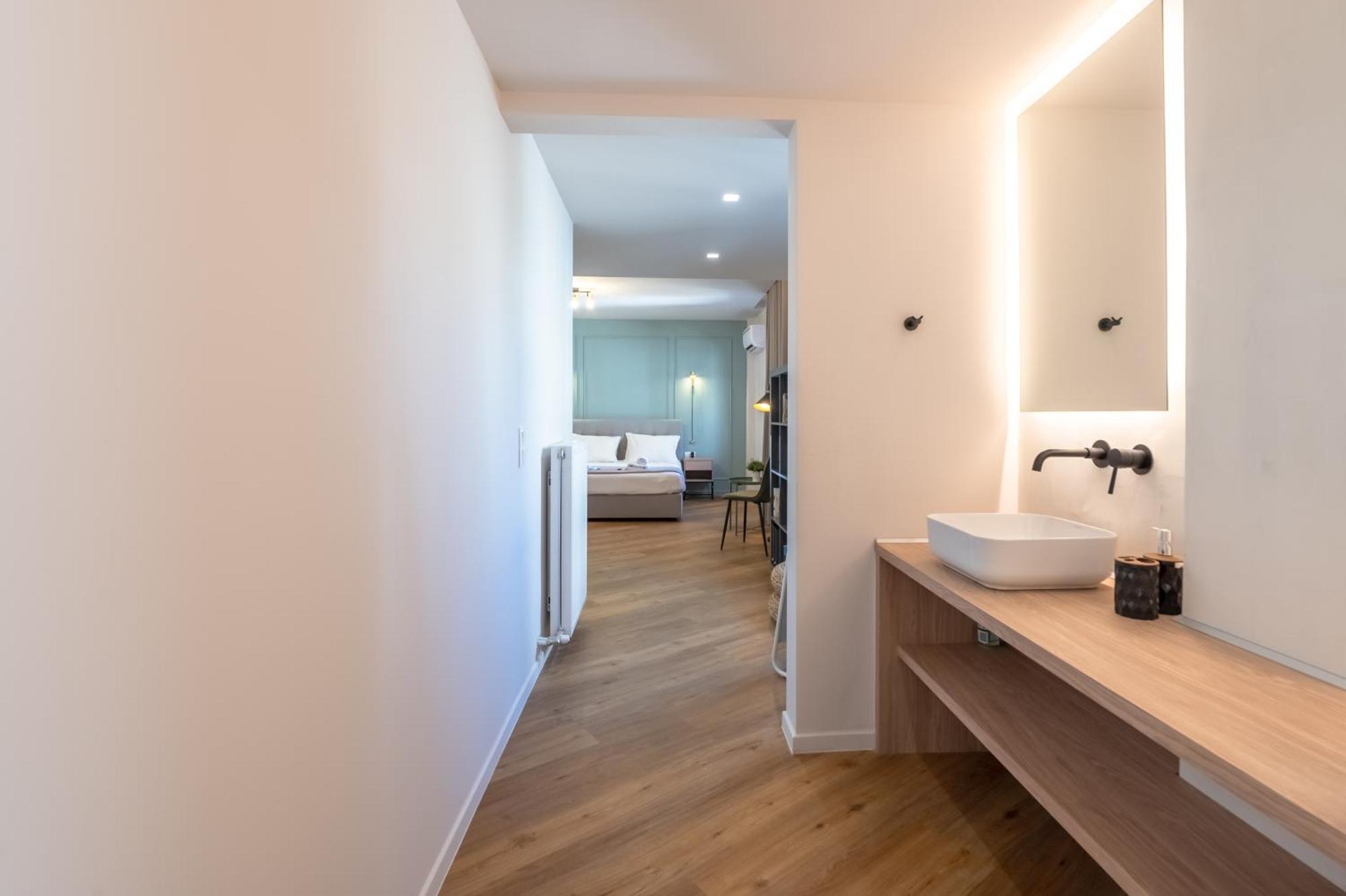 Live Life Plaka Apartment เอเธนส์ ภายนอก รูปภาพ