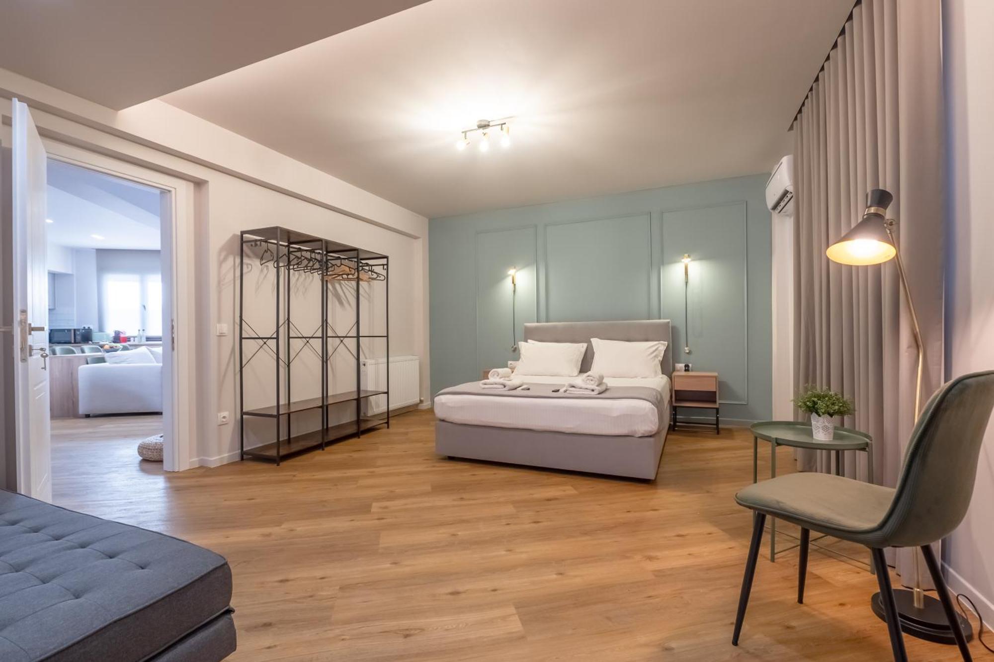 Live Life Plaka Apartment เอเธนส์ ภายนอก รูปภาพ